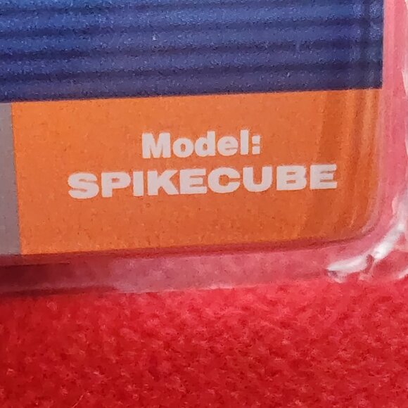 Tripp Lite Protect It 1 Outlet 2 LED 20dB RFI/EMI 600 Joules Spikecube Protector - Picture 15 of 16